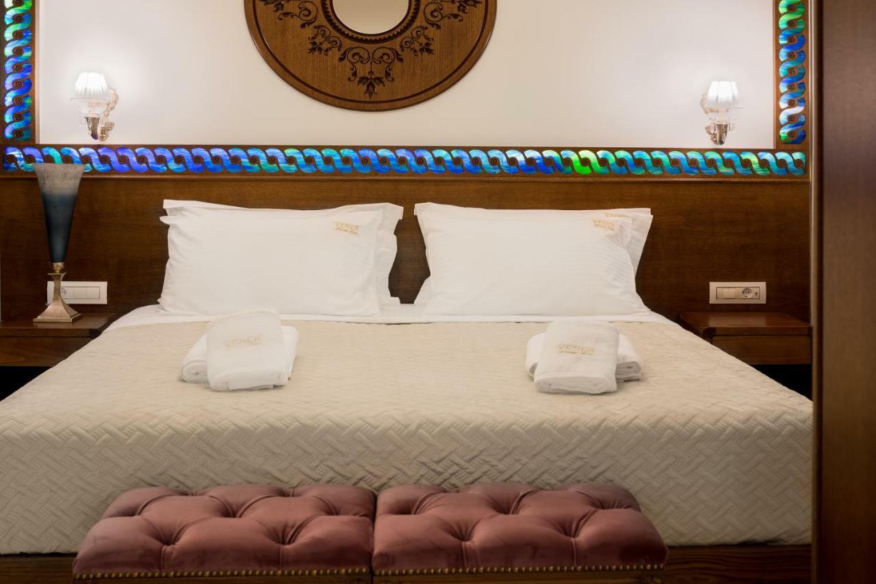 Vener Luxury Suites Chania  ภายนอก รูปภาพ